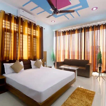 Hotel Comfort Inn Homestay Dehradun Exterior photo