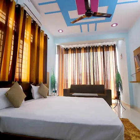 Hotel Comfort Inn Homestay Dehradun Exterior photo